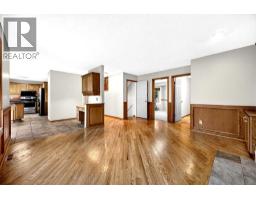 26 Evergreen Terrace SW - photo 21