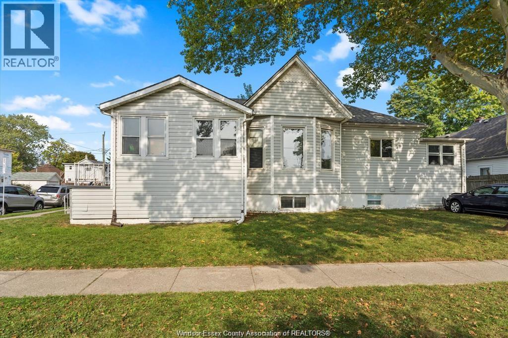 1591 MARTINDALE STREET - Image 27
