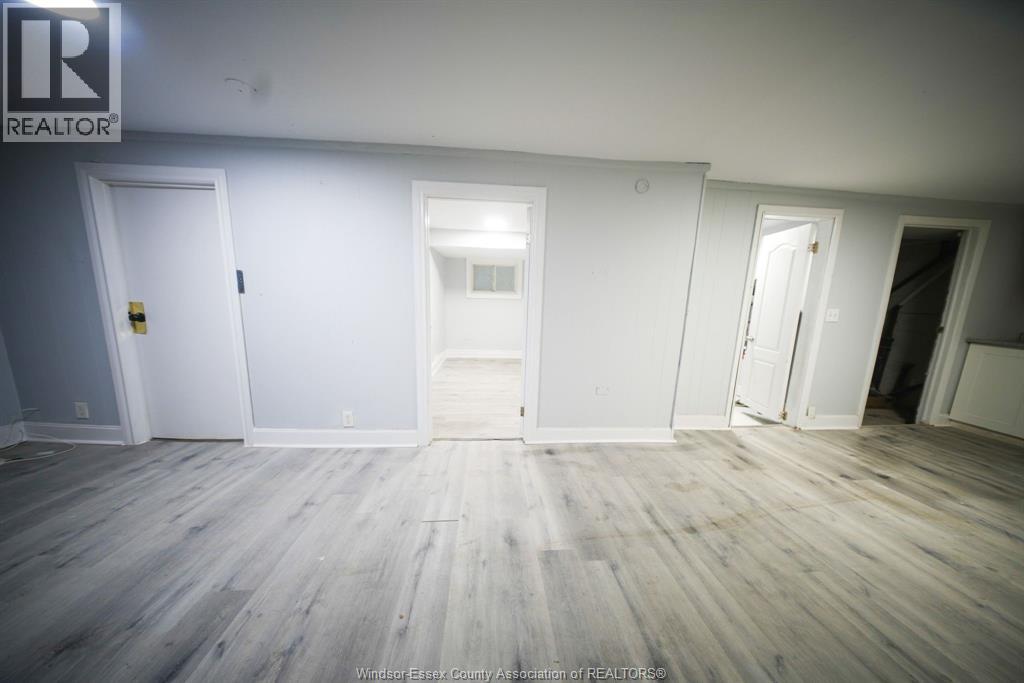 1591 MARTINDALE STREET, Windsor — photo 8