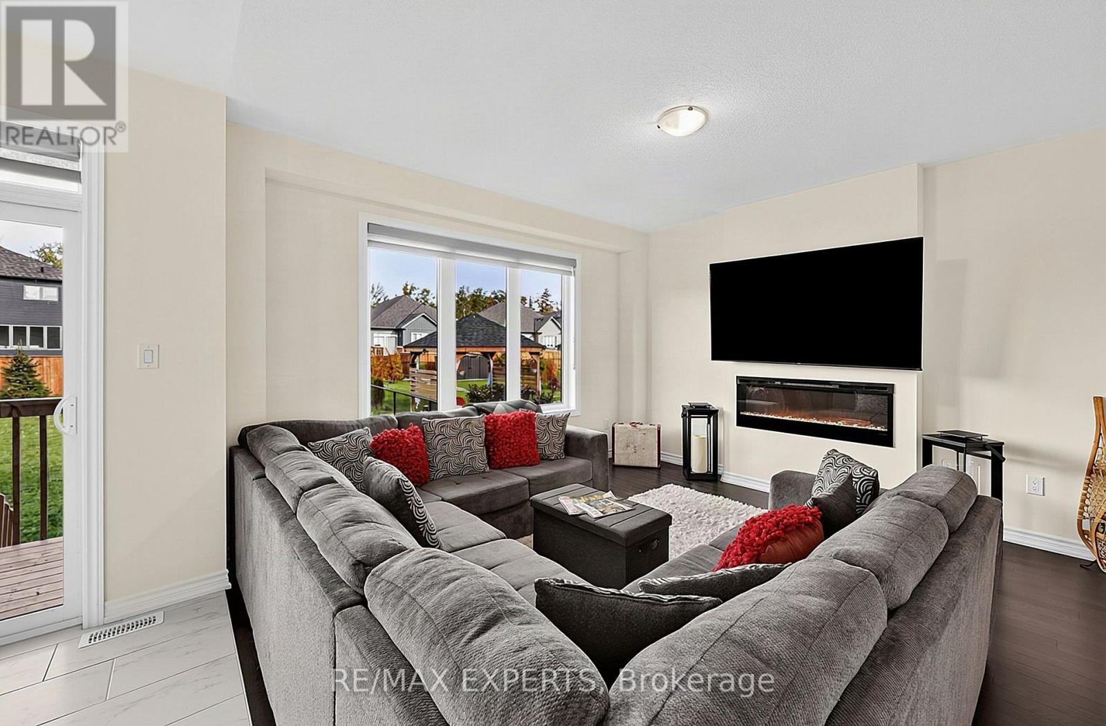 46 SIMONA AVENUE - 11