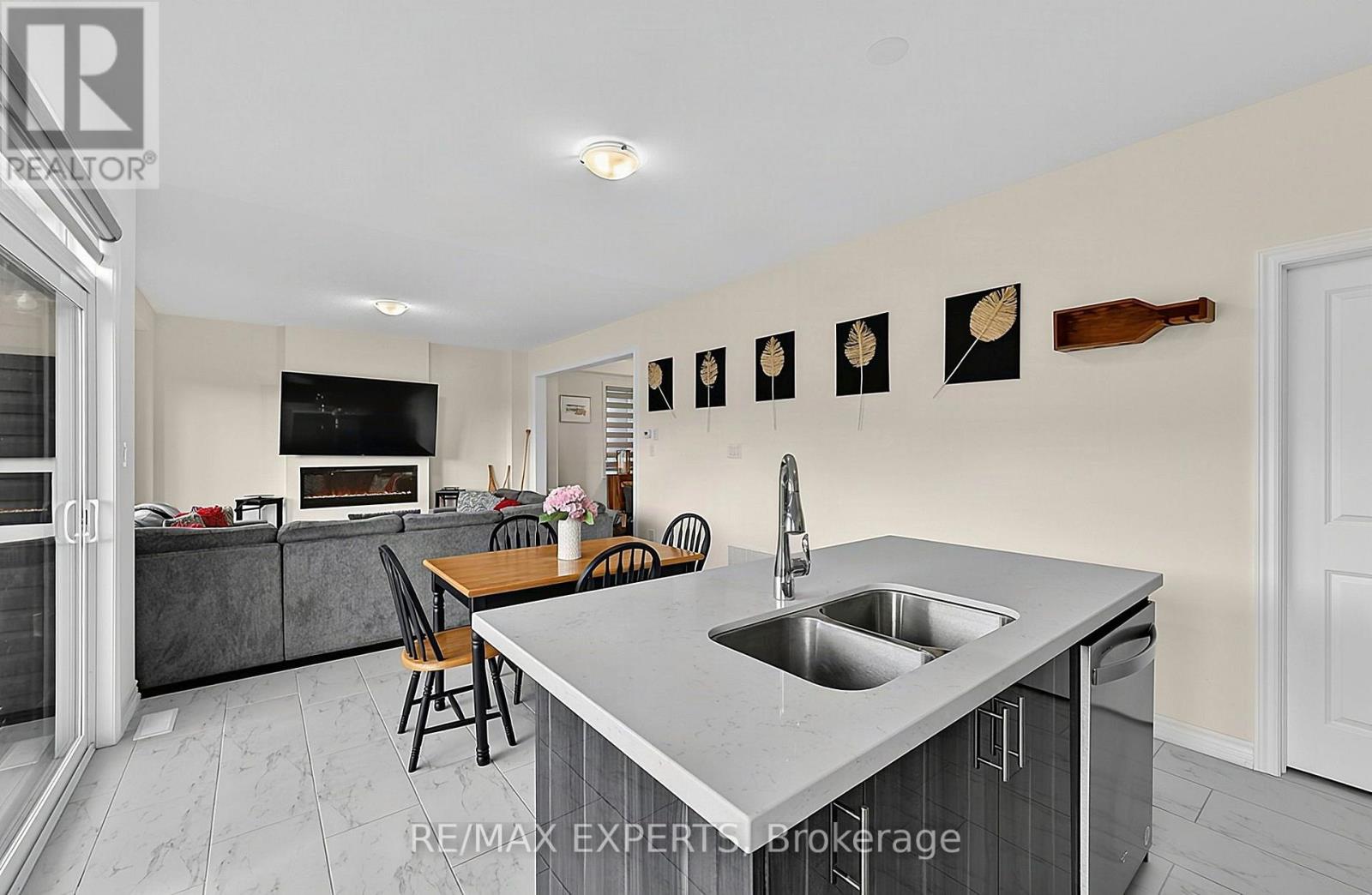 46 Simona Avenue, Wasaga Beach, ON photo 14
