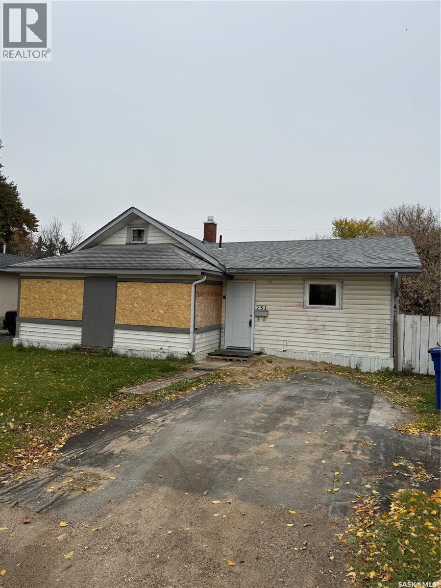 751 17th STREET W, Prince Albert