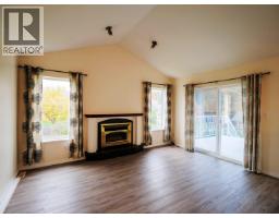 Bedroom 4 - 105 Lowe Street, Quesnel, BC V2J5T4 Photo 11