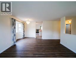 105 Lowe Street, Quesnel, BC V2J5T4 Photo 13