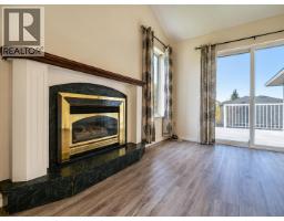 105 Lowe Street, Quesnel, BC V2J5T4 Photo 12