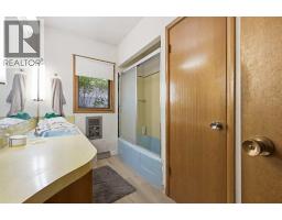 3720 Spruce Drive Sw, Calgary, AB T3C3A7 Photo 15