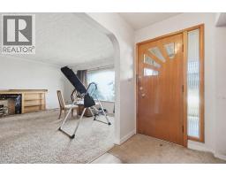 Primary Bedroom - 3720 Spruce Drive Sw, Calgary, AB T3C3A7 Photo 8