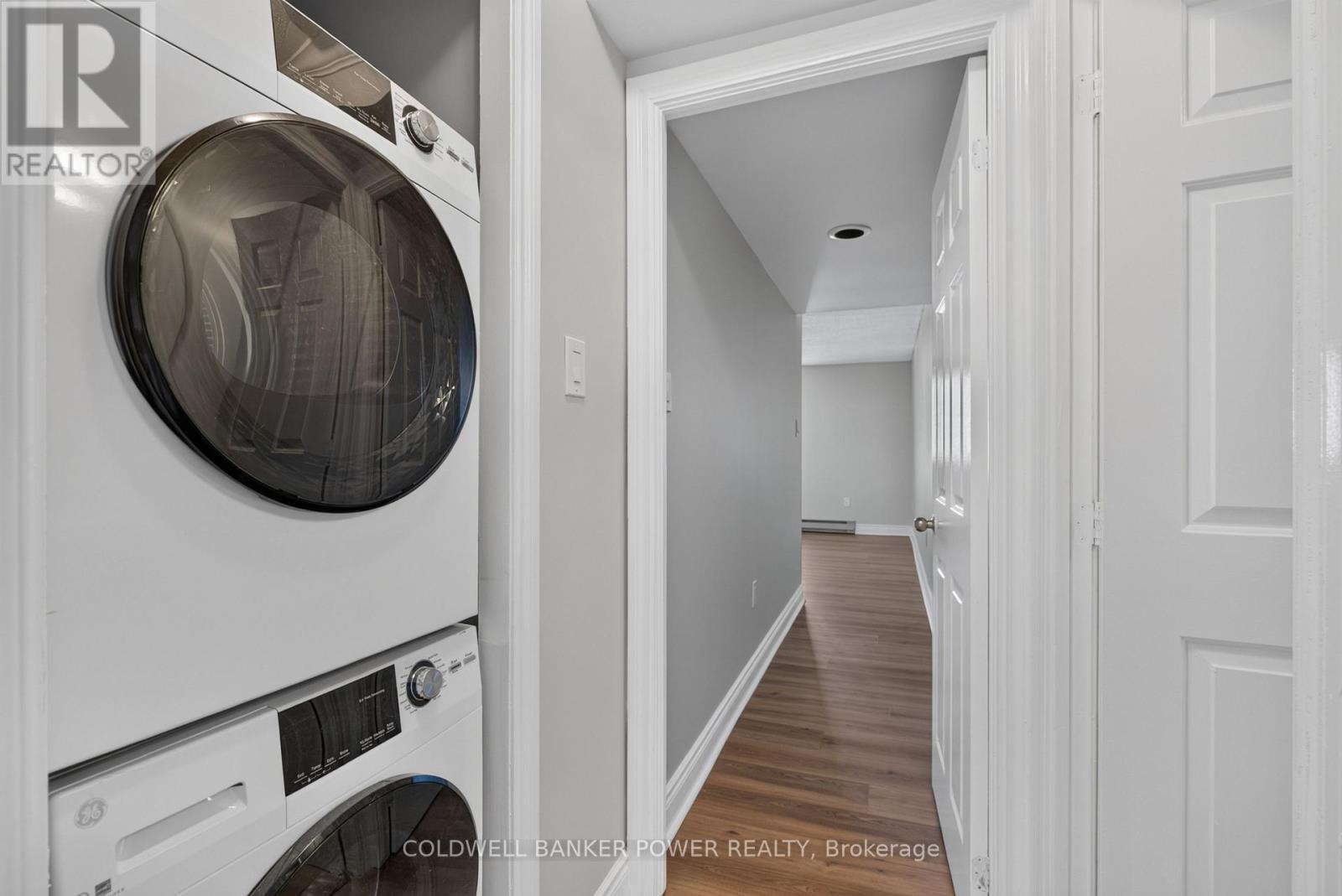 695 Richmond Street — photo 29