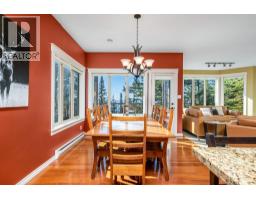 4pc Ensuite bath - 720 Monashee Court, Silver Star, BC V1B0S5 Photo 18