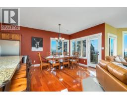 Bedroom - 720 Monashee Court, Silver Star, BC V1B0S5 Photo 17