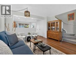 223 Elgin Point SE - photo 6