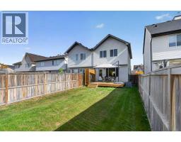 223 Elgin Point SE - photo 37