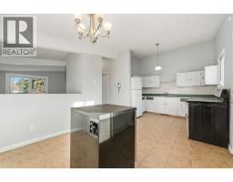2029 41 Street SE - photo 14
