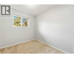 2029 41 Street SE - photo 17