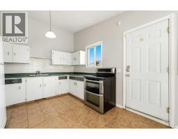 2029 41 Street SE - photo 8