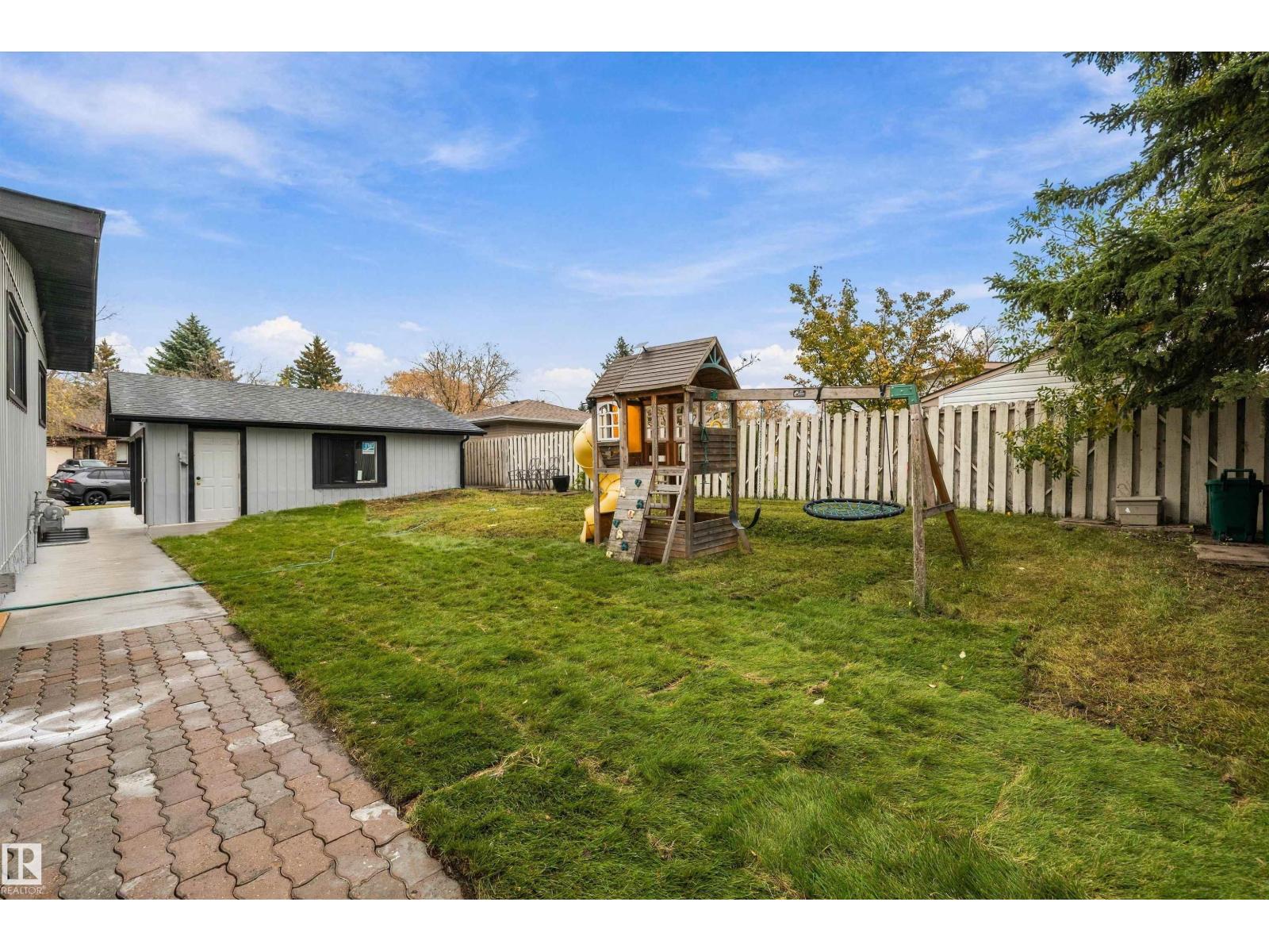 11 AUSTIN CR - Image 60
