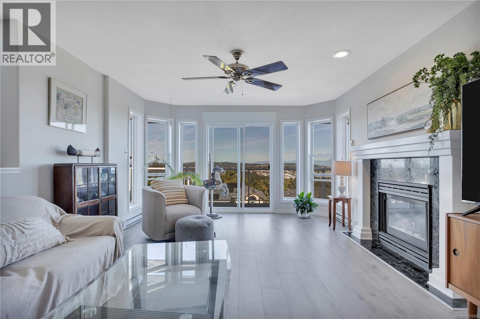 2145 Woodthrush Pl - 16