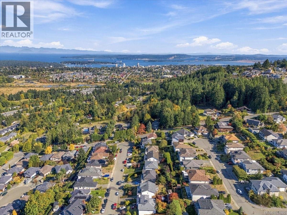 2145 Woodthrush Pl, Nanaimo