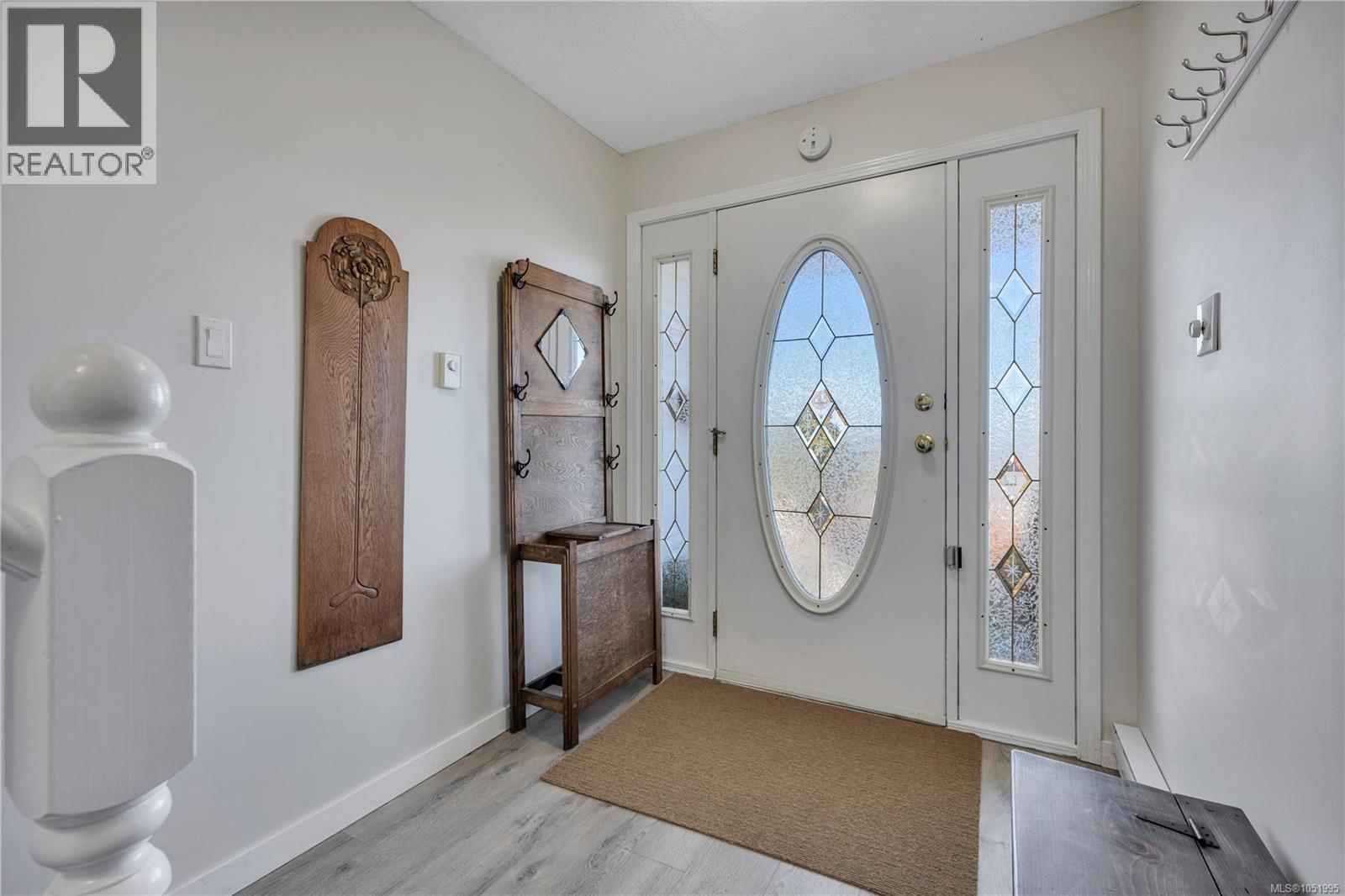 2145 Woodthrush Pl - 6