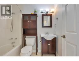 2145 Woodthrush Pl, Nanaimo, BC V9R6V3 Photo 32