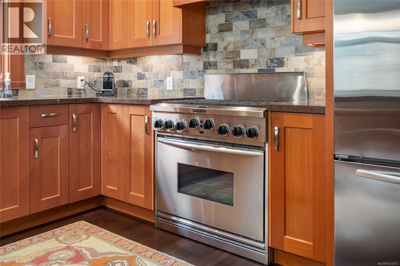 3453 Bradner Cir - 23