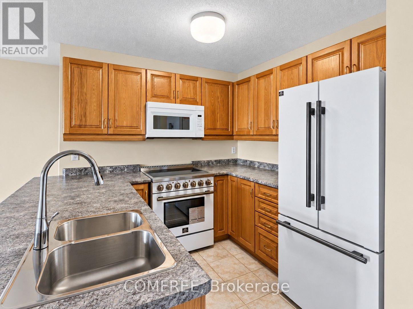 #409 3000 SANDWICH STREET - Image 10