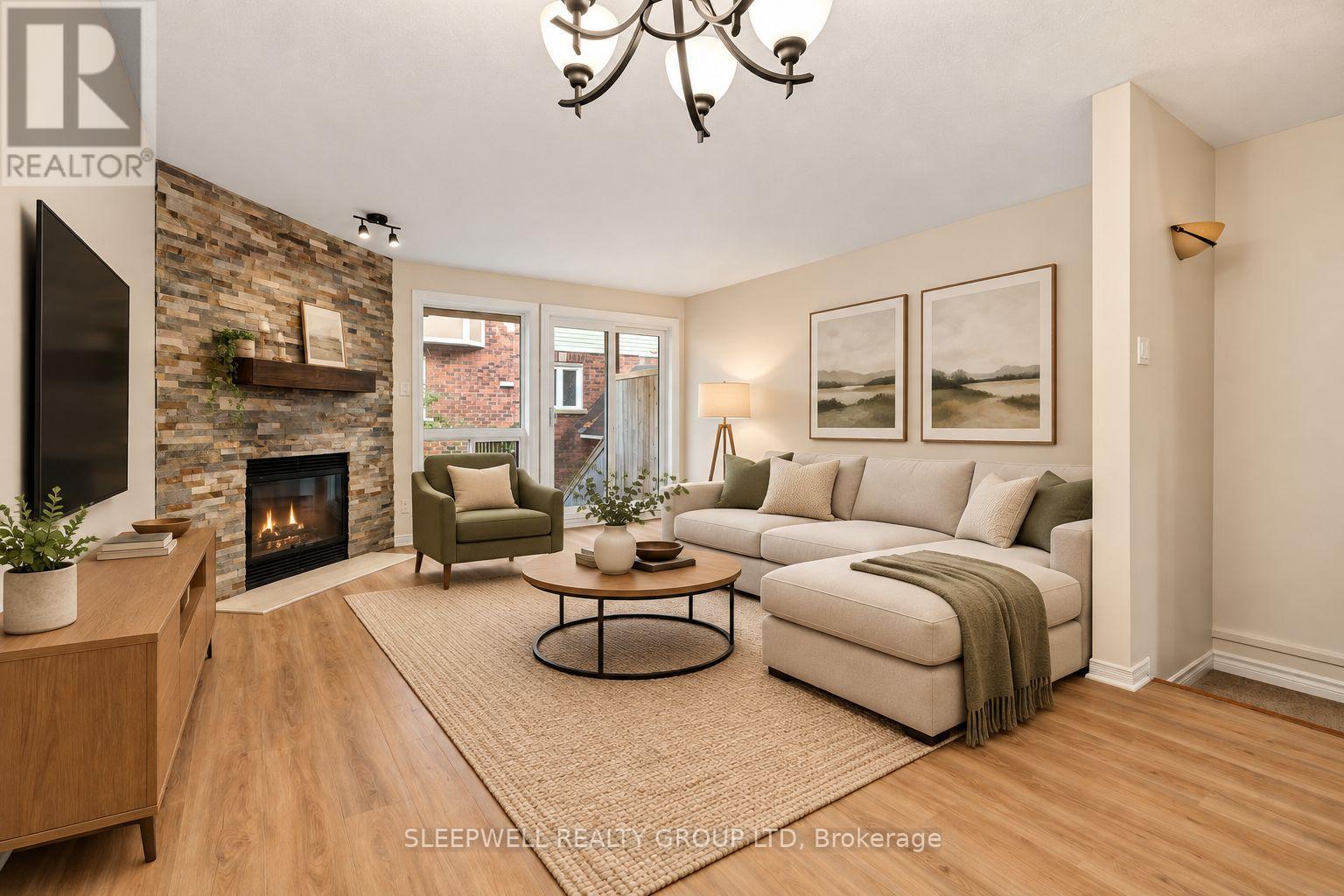 4 - 394 BRISTON PRIVATE, Ottawa Ontario