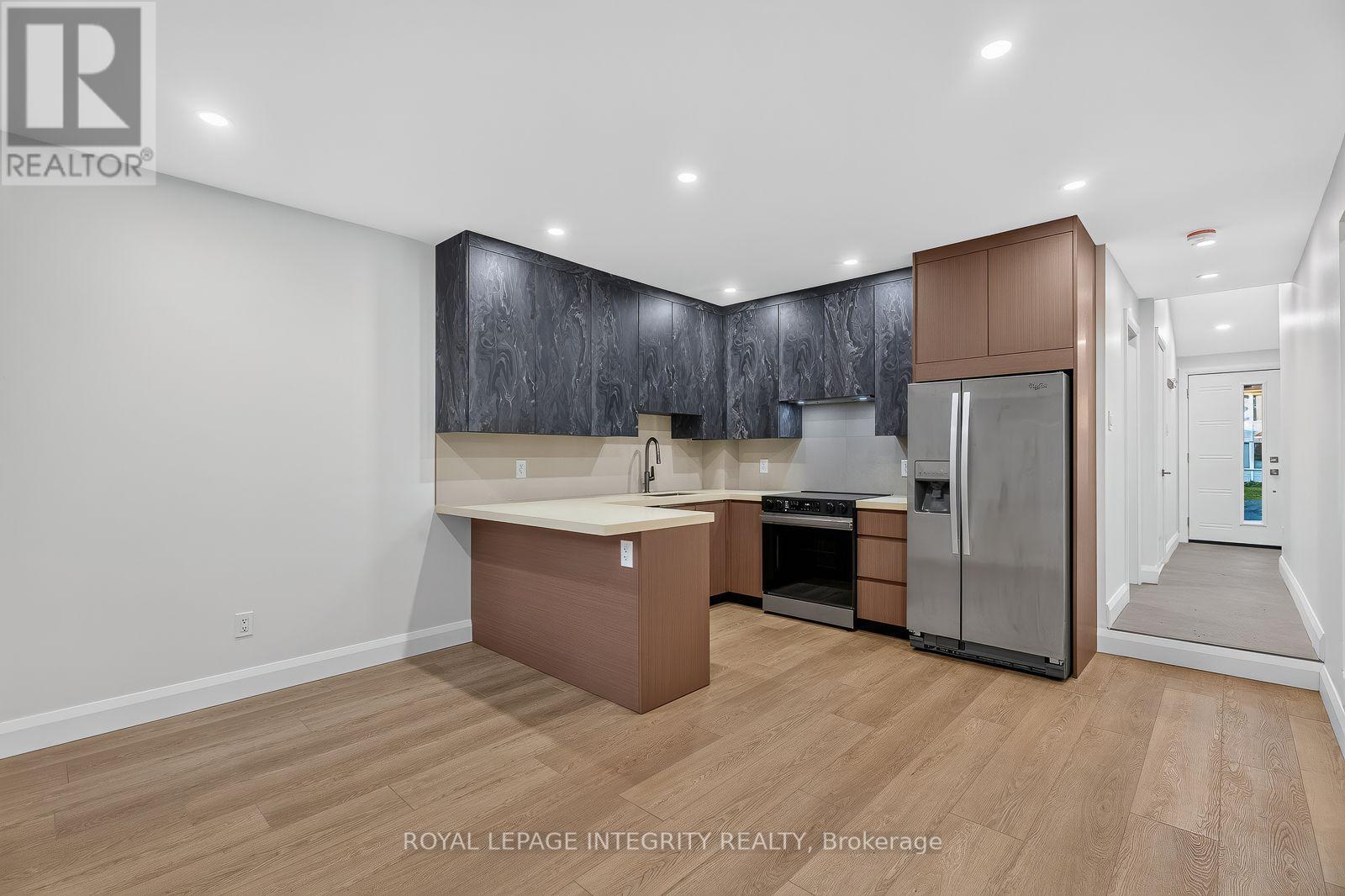 775 Kingfisher Crescent — photo 11