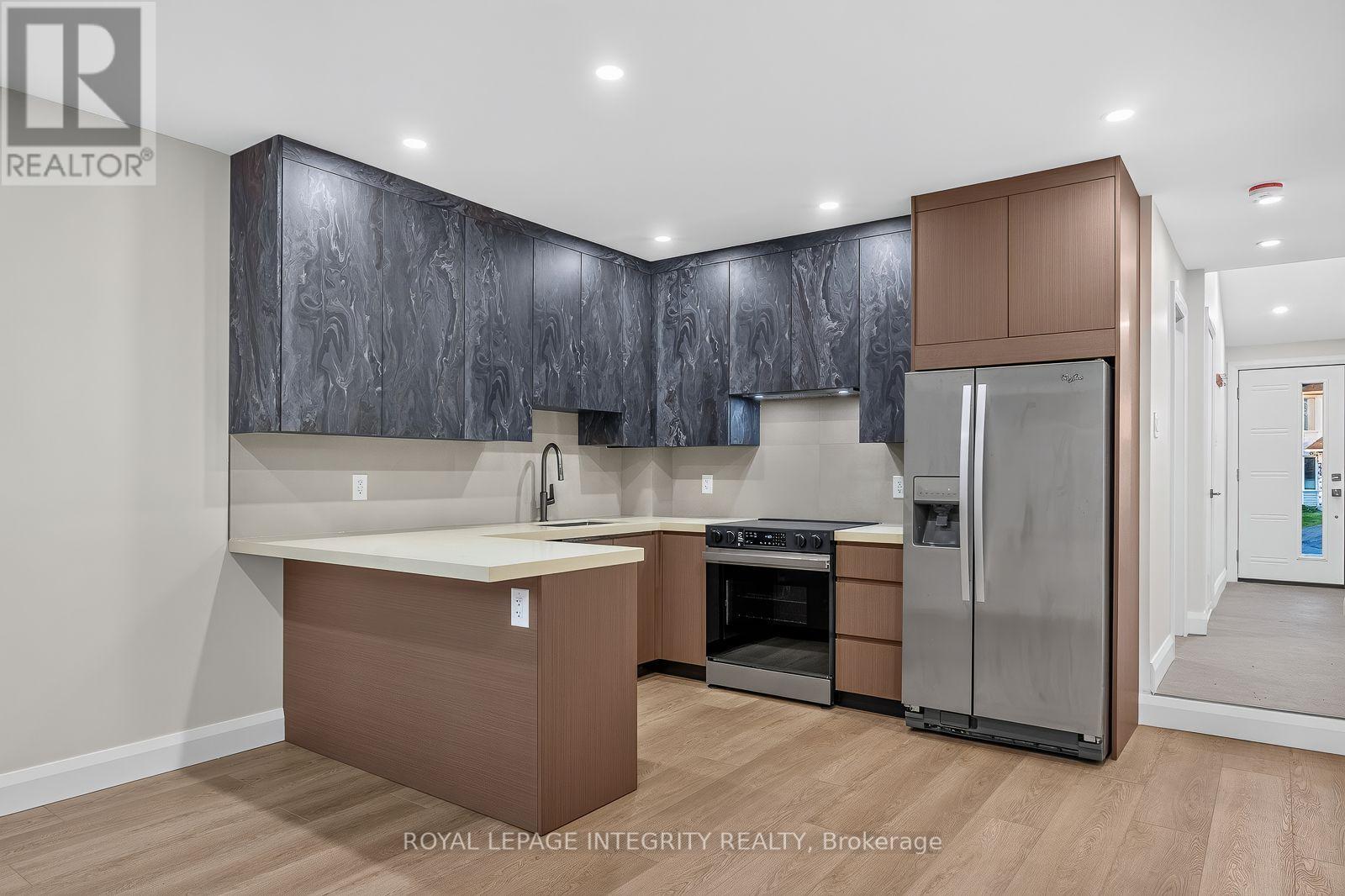 775 Kingfisher Crescent — photo 12