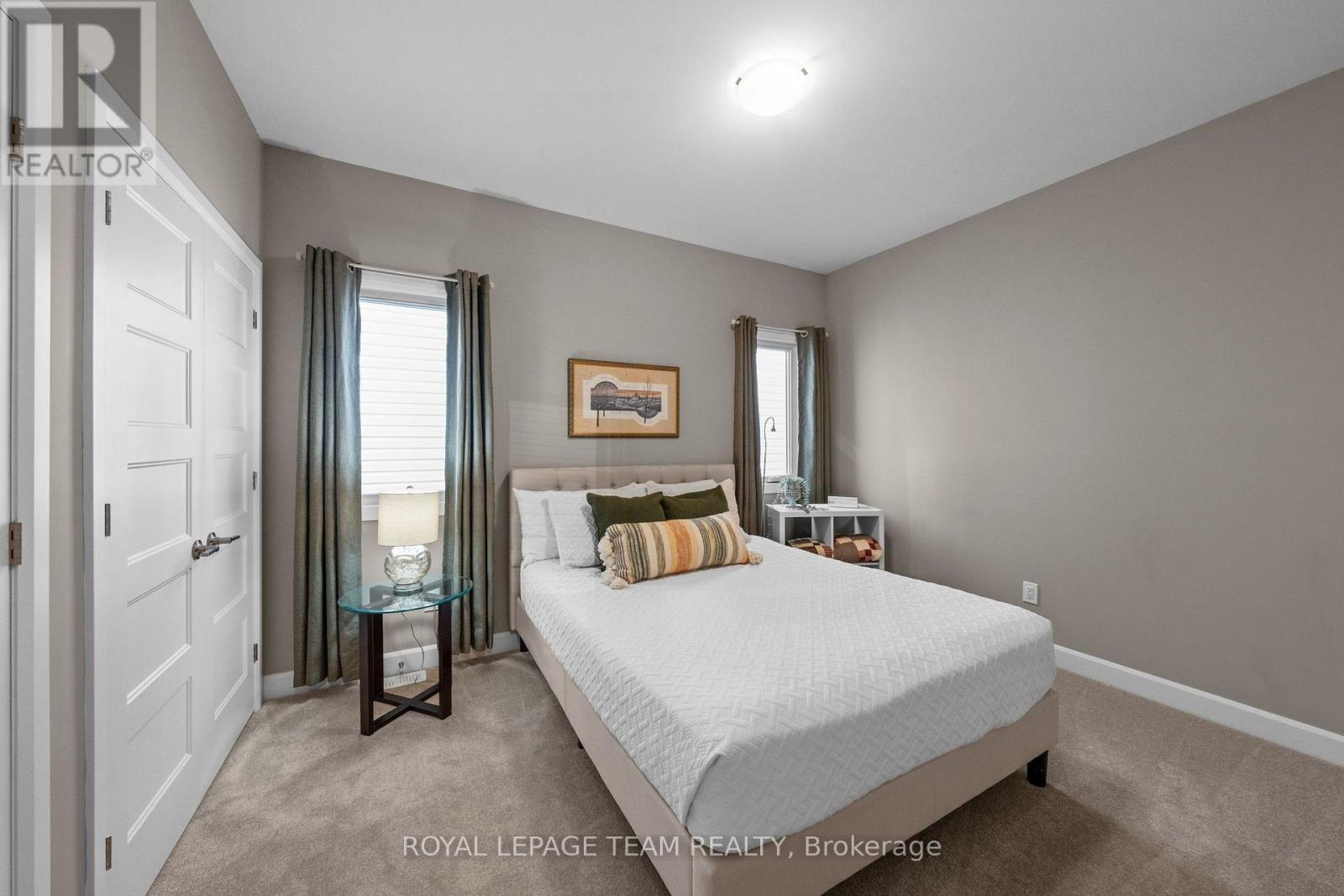 433 AURORA STREET - 25