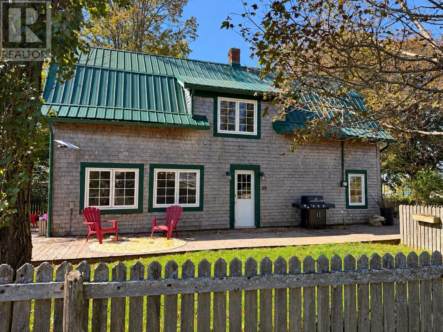 39 Weir Drive - 1