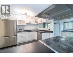 821 Ebadora Lane, Malahat, BC V0R2L0 Photo 14