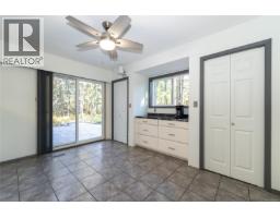 821 Ebadora Lane, Malahat, BC V0R2L0 Photo 15