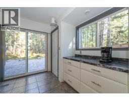 821 Ebadora Lane, Malahat, BC V0R2L0 Photo 16