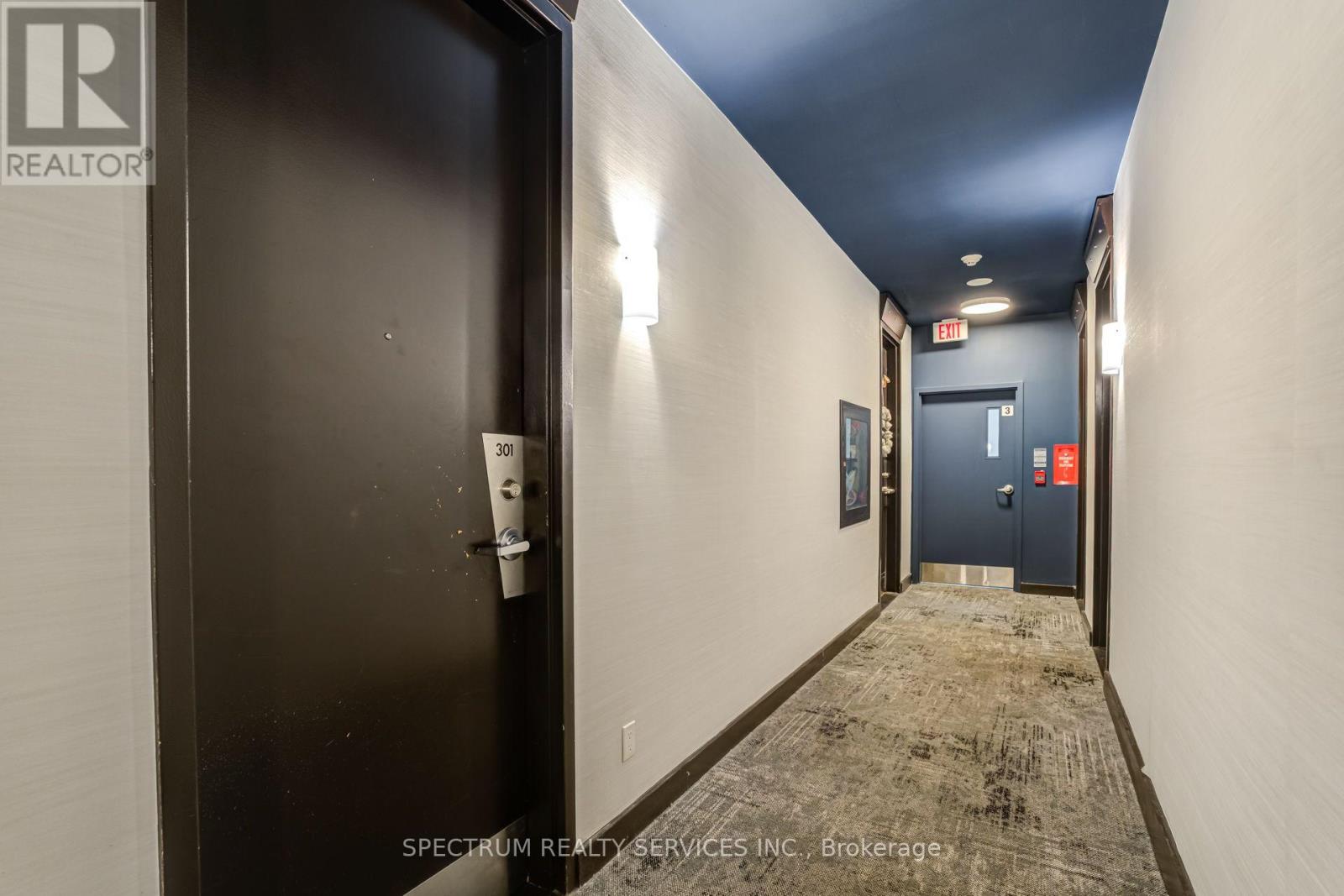 #301 70 ALEXANDER STREET - 22
