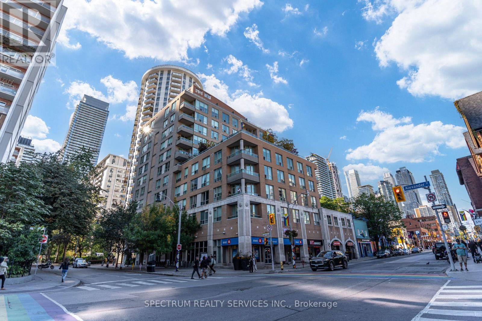 70 Alexander Street, Toronto, ON photo 30