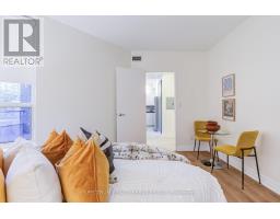 70 Alexander Street, Toronto, ON M4Y3B6 Photo 10