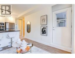 70 Alexander Street, Toronto, ON M4Y3B6 Photo 7