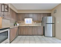 725 Sammon Avenue, Toronto, ON M4C2E3 Photo 10