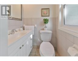 725 Sammon Avenue, Toronto, ON M4C2E3 Photo 12
