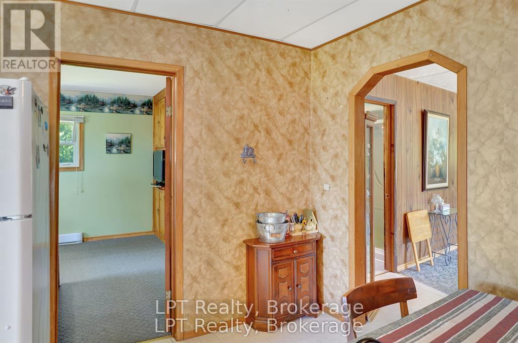 621 HURON ROAD - 13