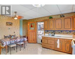 621 Huron Road, South Bruce Peninsula, ON N0H2T0 Photo 12