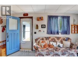 Primary Bedroom - 621 Huron Road, South Bruce Peninsula, ON N0H2T0 Photo 7