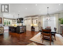 Living room - 114 Grand Cypress Lane, Blue Mountains, ON L9Y0K6 Photo 9