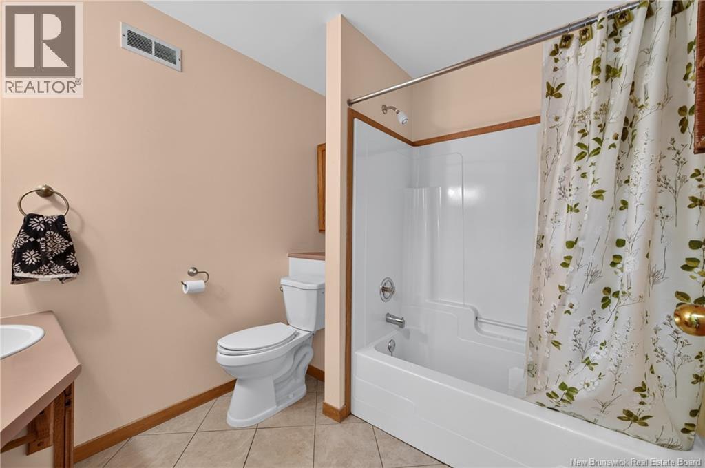 38 Thistle Street - 26