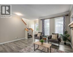 74 Ravenswynd Rise SE - photo 6