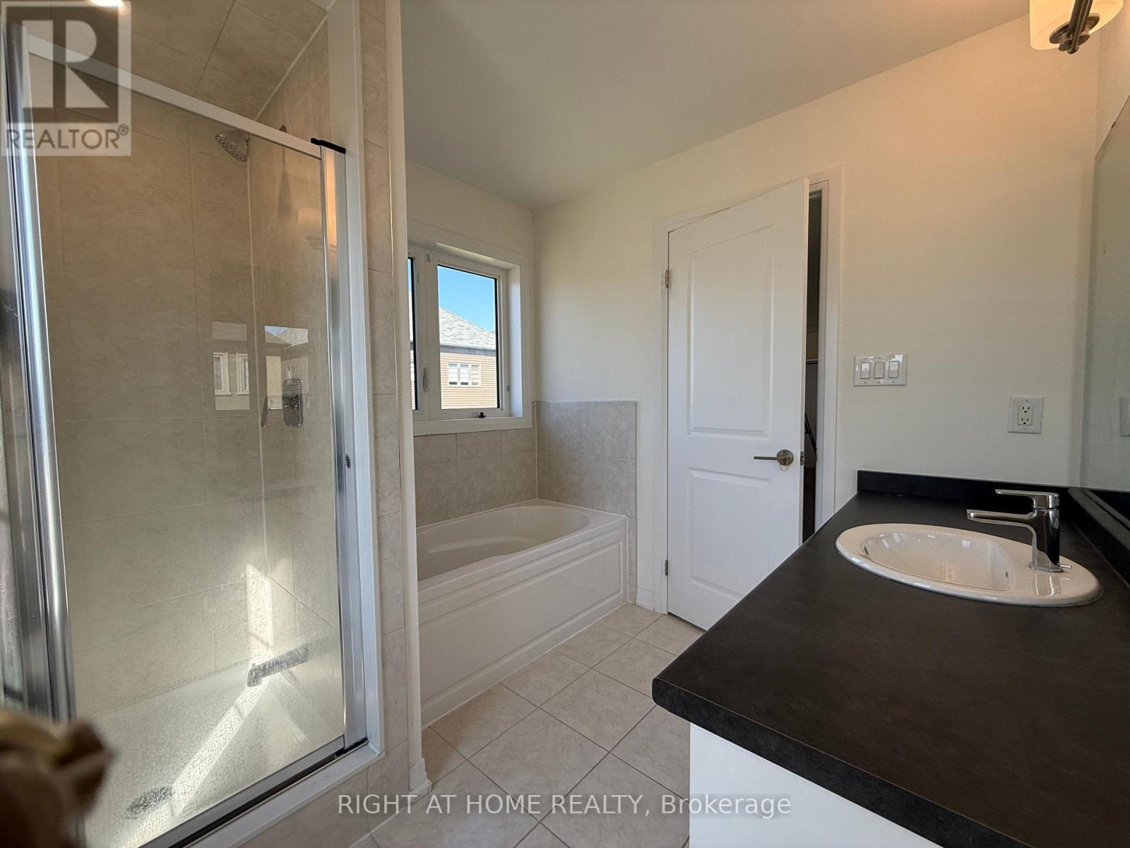 95 Hitchman Street — photo 12