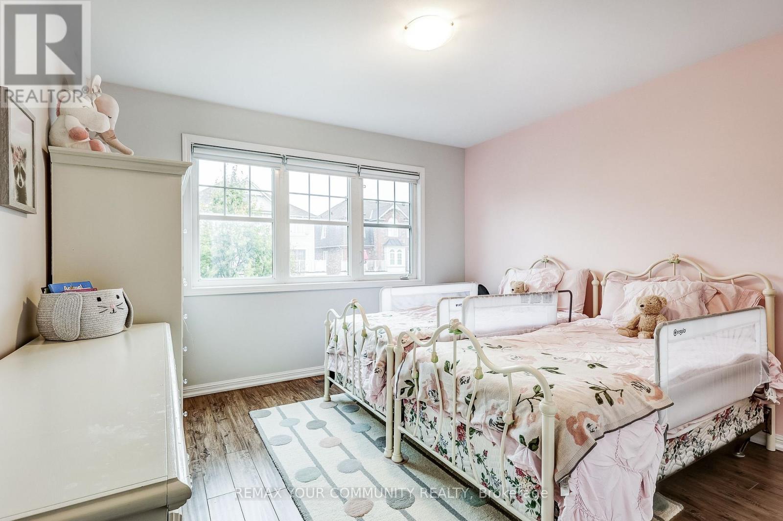 34 Miltrose Crescent, Whitchurch-Stouffville, ON photo 9