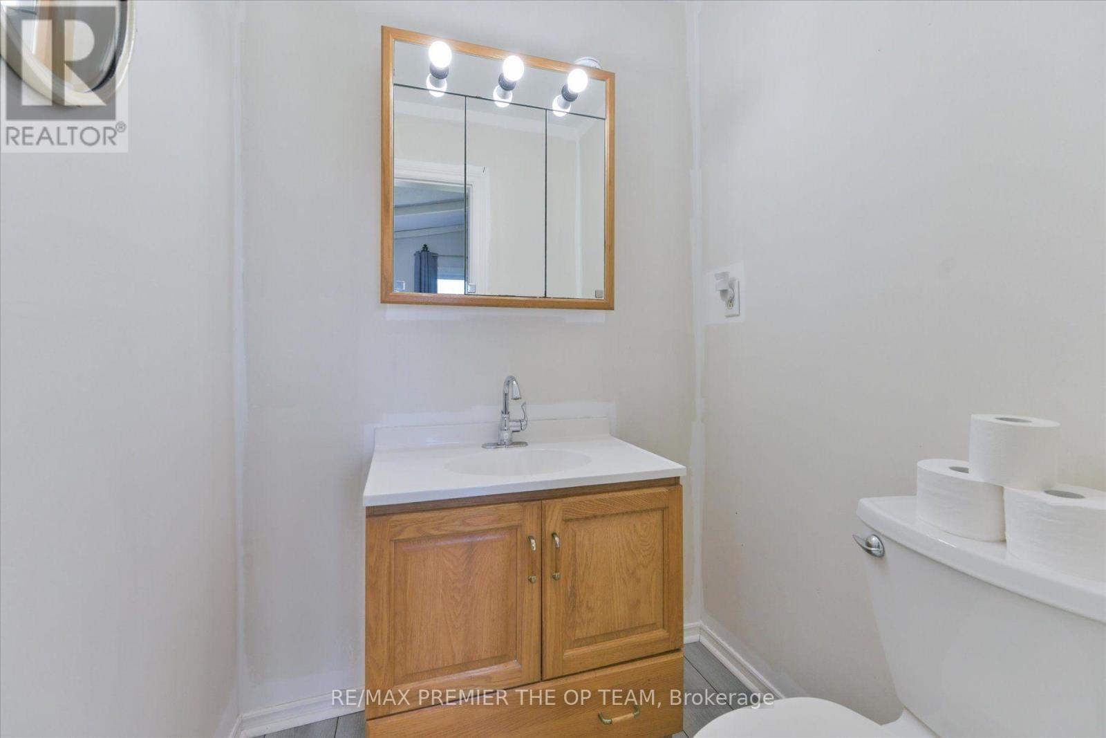 1881 Gilford Road, Innisfil, ON photo 15