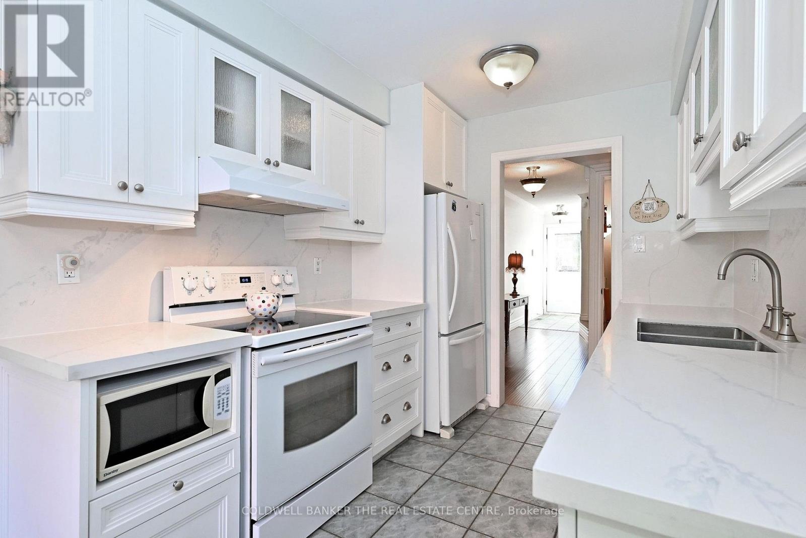 754 Shanahan Boulevard, Newmarket, ON photo 15